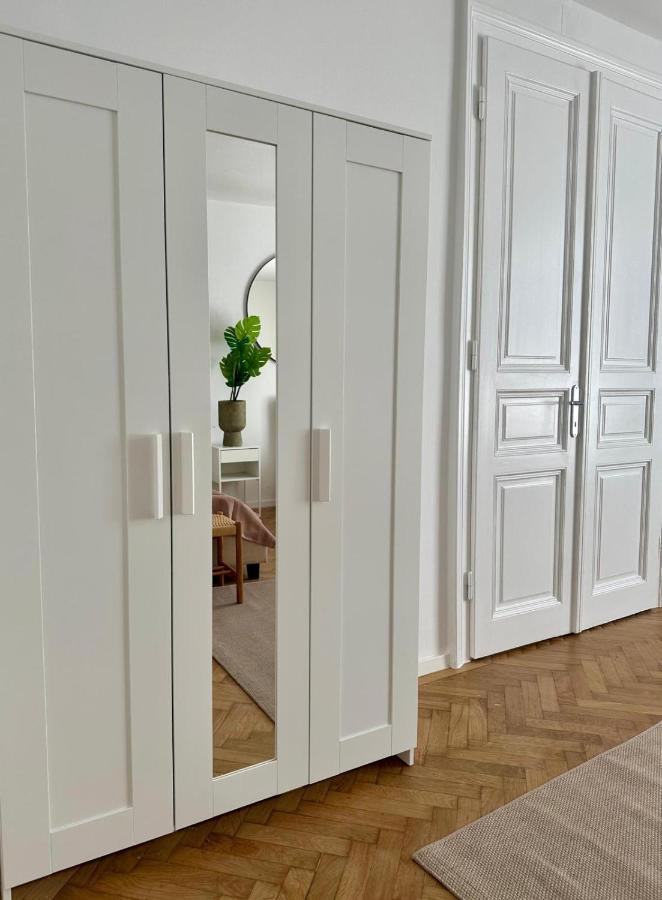 Designer Apartment Near Main Station Vienna Esterno foto